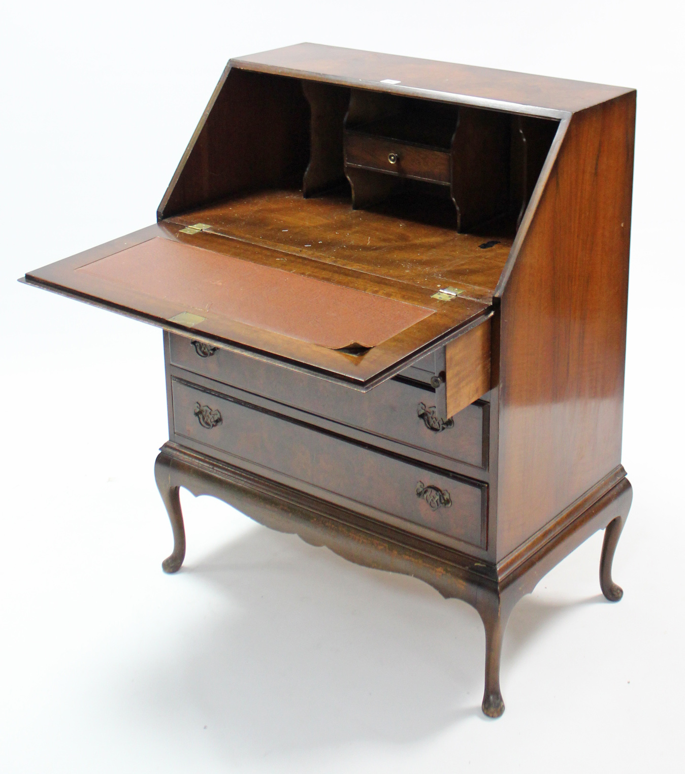 A walnut bureau with fitted interior enclosed by fall-front above three long graduated drawers, & on - Image 2 of 2