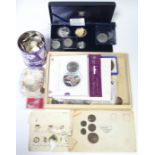 A quantity of mixed British & foreign coins, banknotes, commemorative coins, etc.