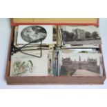 Approximately four hundred loose postcards, early-mid 20th century – British & foreign views, art,