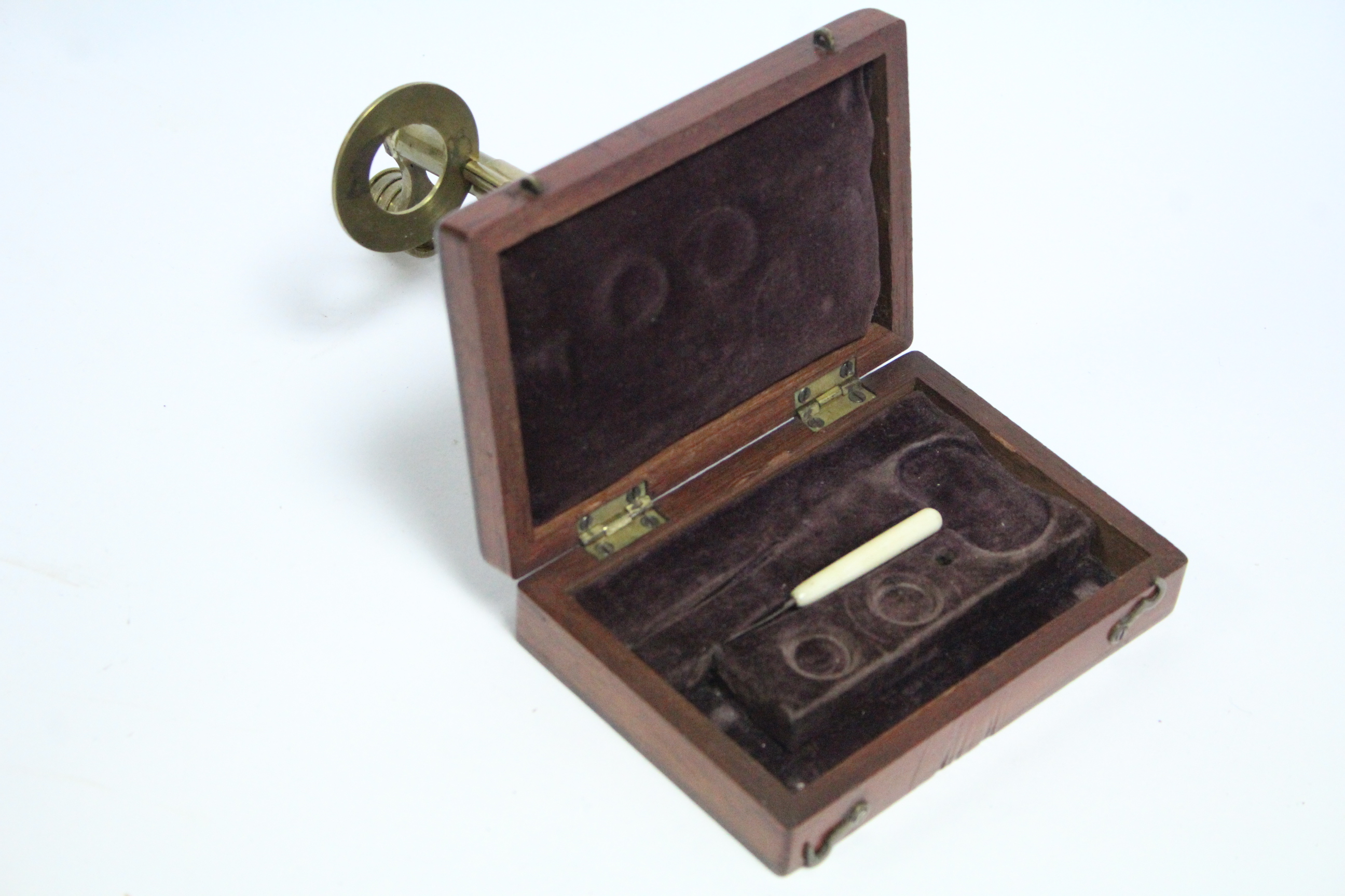 A late 19th/early 20th century brass botanist’s microscope, fitted on mahogany hinged box base, - Image 3 of 3