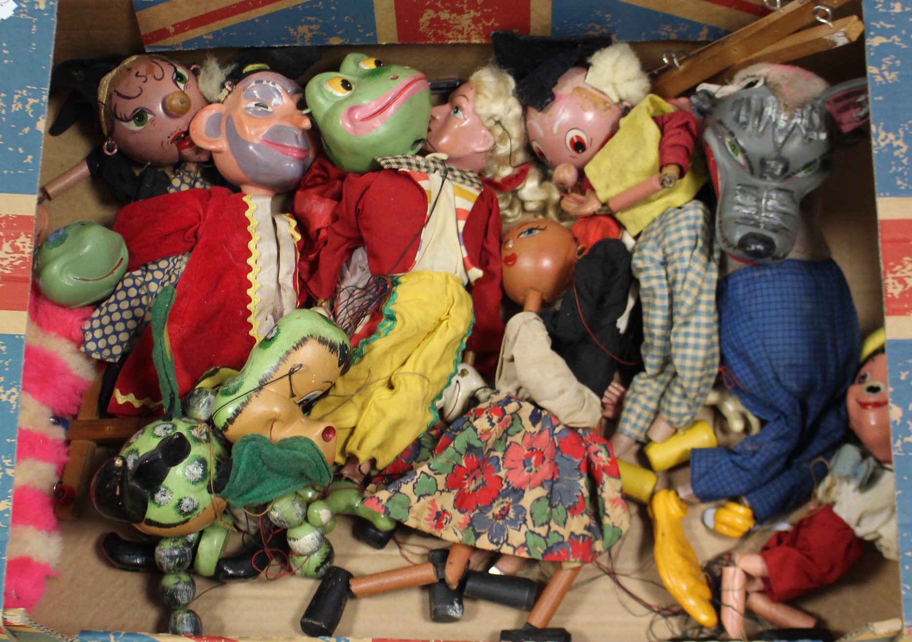 Thirteen Pelham string puppets (two boxed). - Image 4 of 4