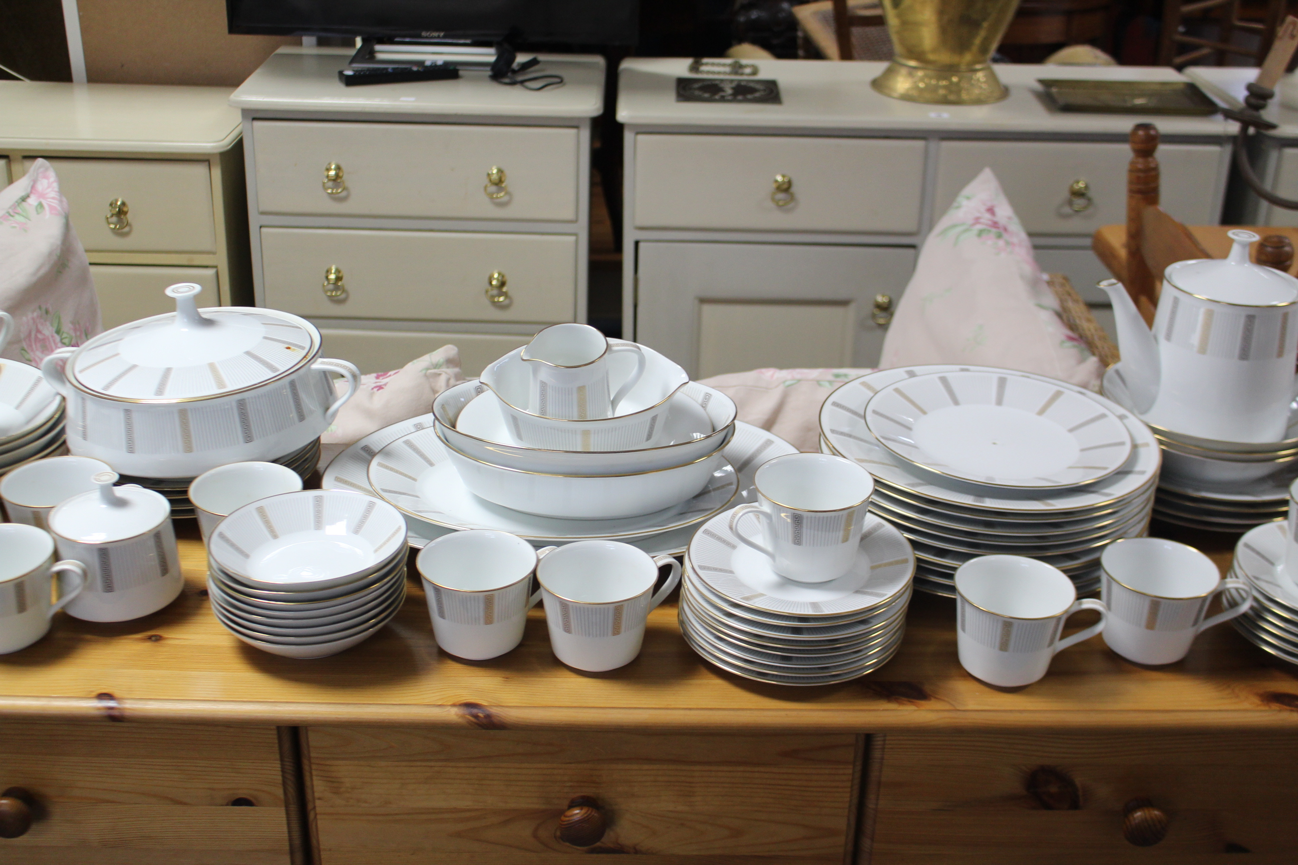 Approximately forty items of Noritake “Humoresque” pattern dinner & tea ware, part w.a.f.