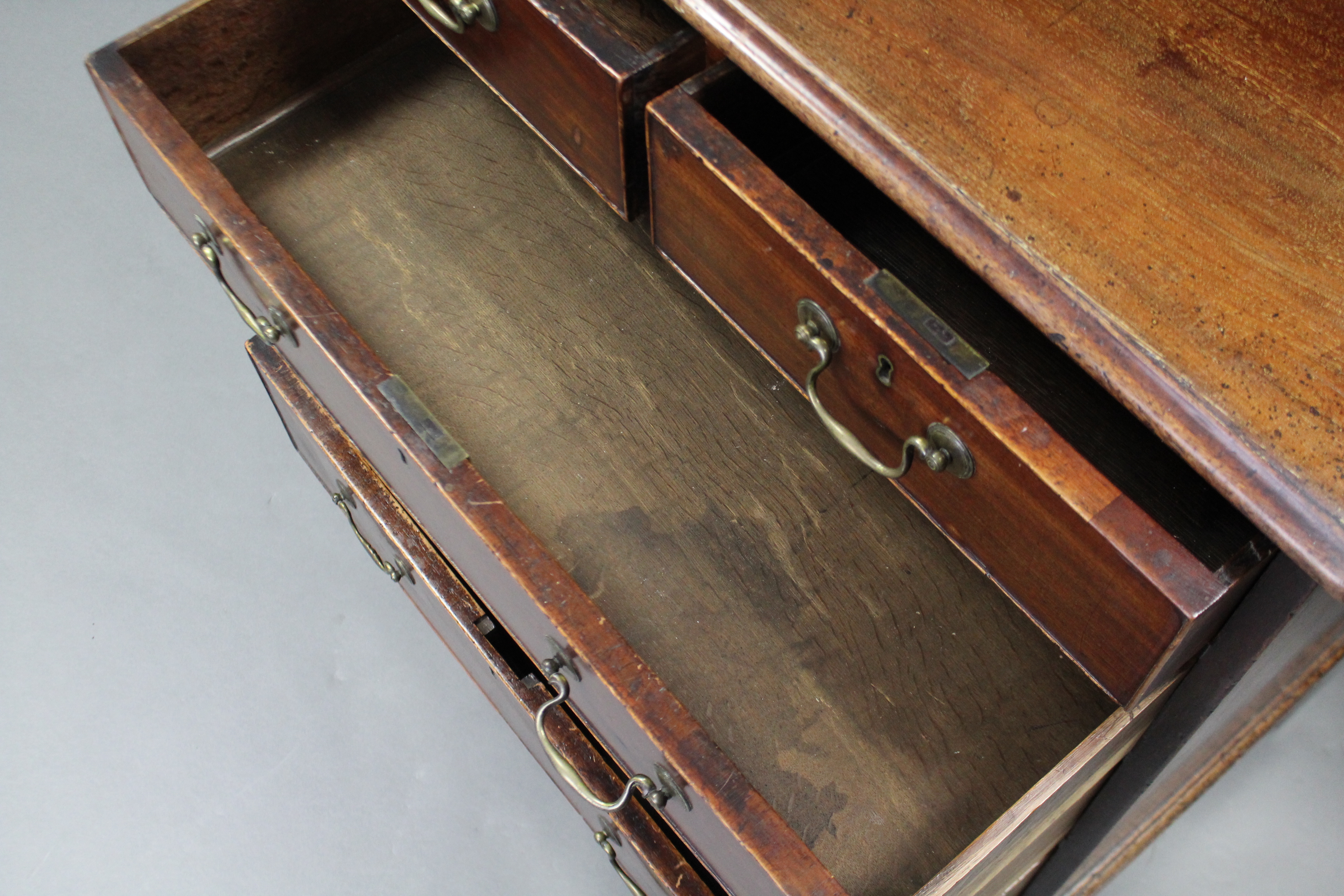 A George III mahogany chest, with moulded edge, fitted two short & three long graduated oak lined - Image 4 of 4