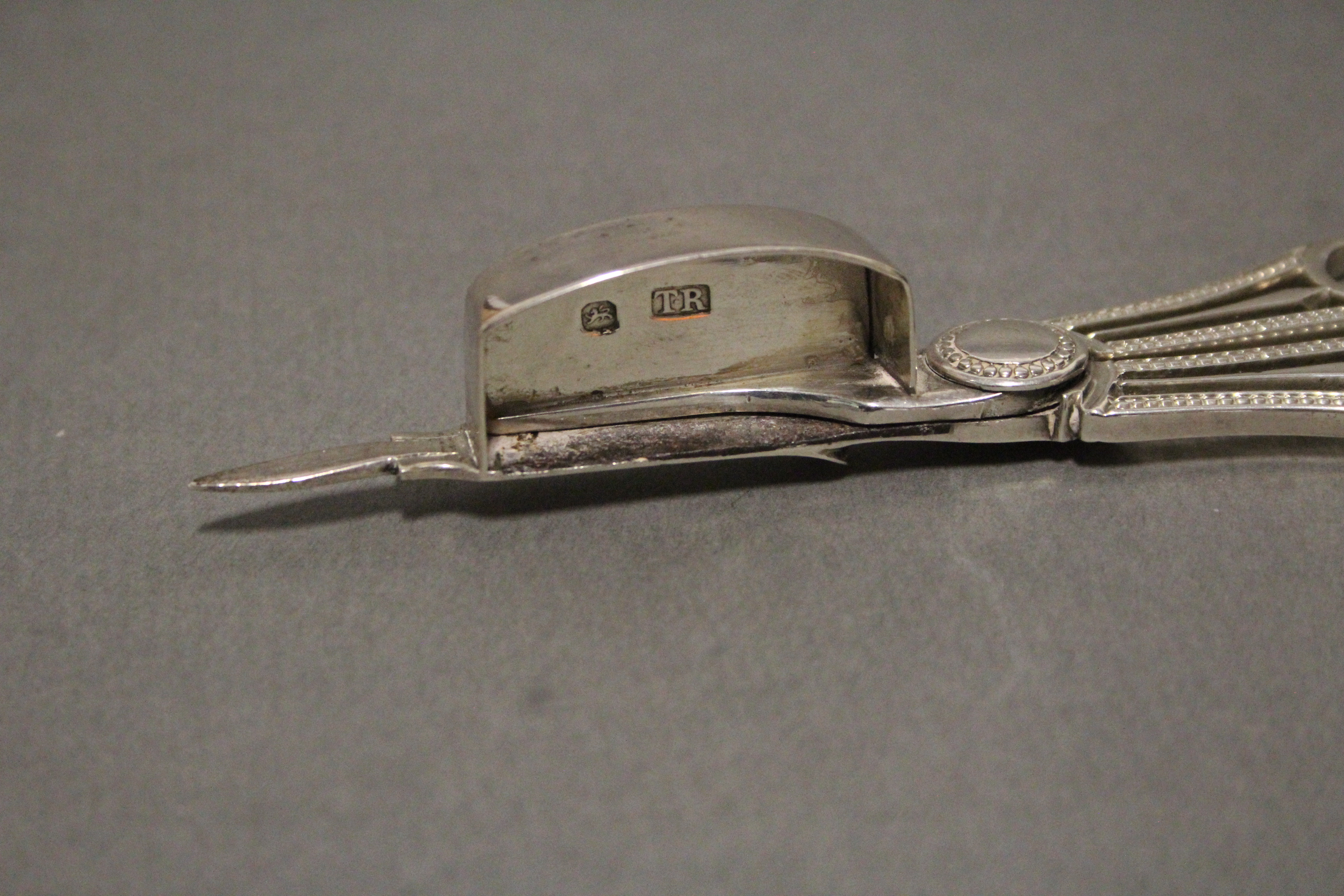 A pair of George IV silver candle snuffers with beaded pierced stems; London 1823 by Thomas - Image 3 of 4
