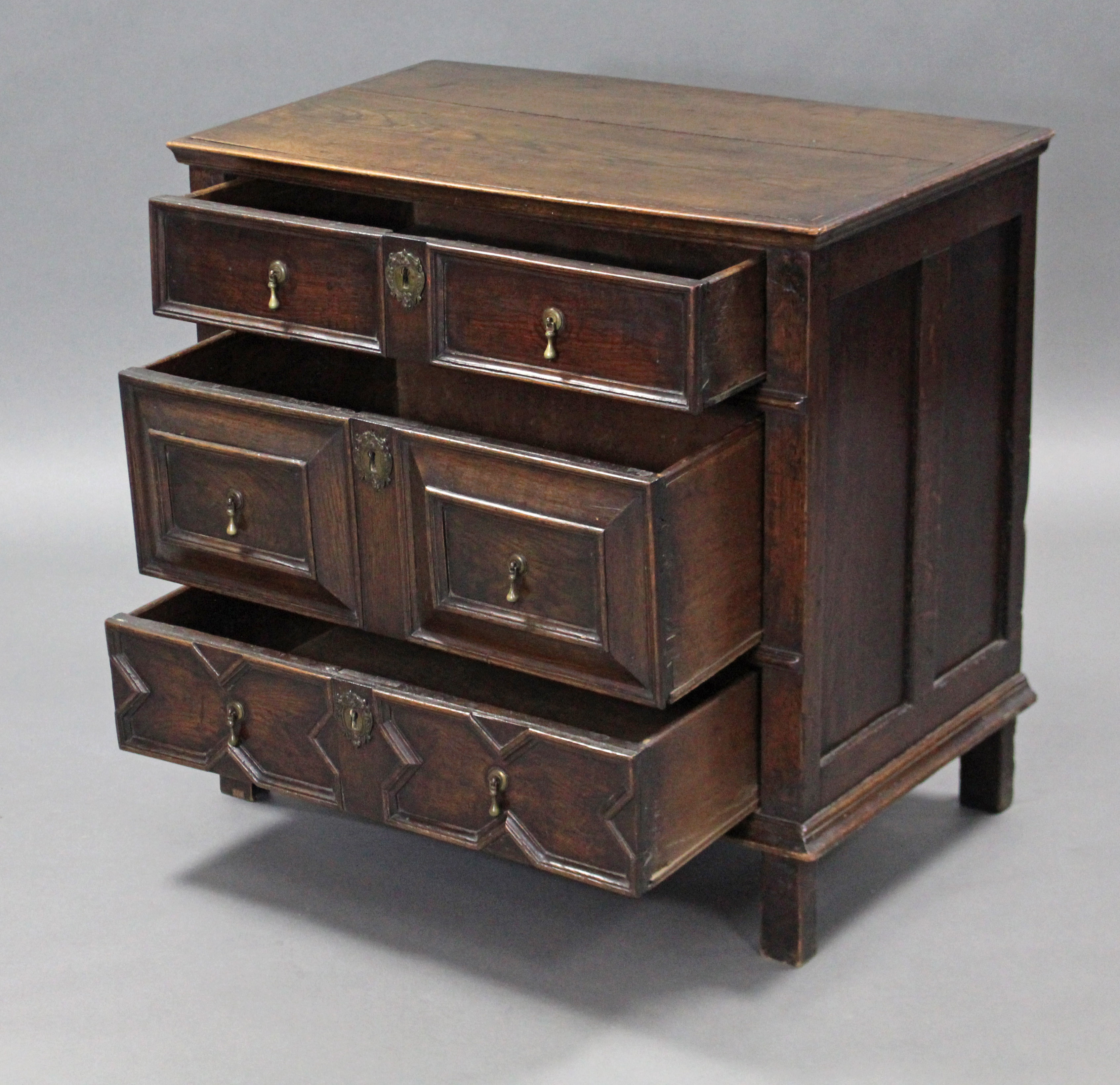 A 17th century OAK JACOBEAN SMALL CHEST, fitted three drawers with applied geometric mouldings & - Image 5 of 5