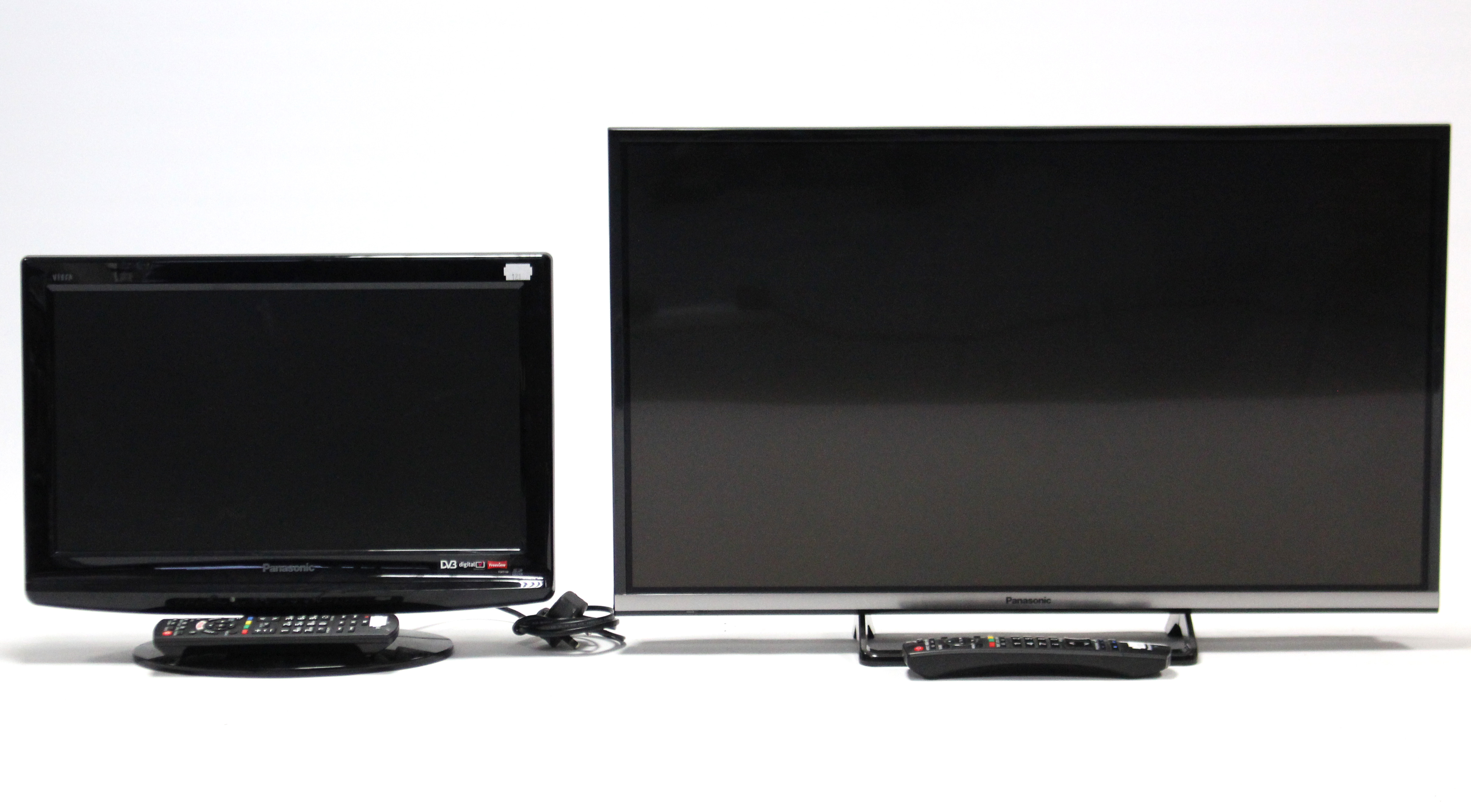 A Panasonic 32” LED television & a ditto 18” LED television, each with remote control.