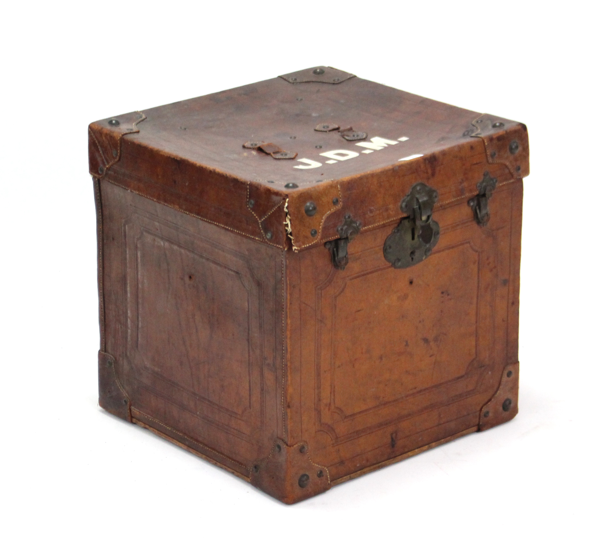 An early/mid-20th century tanned leather travelling trunk with hinged lift-lid, 18” wide x 18”