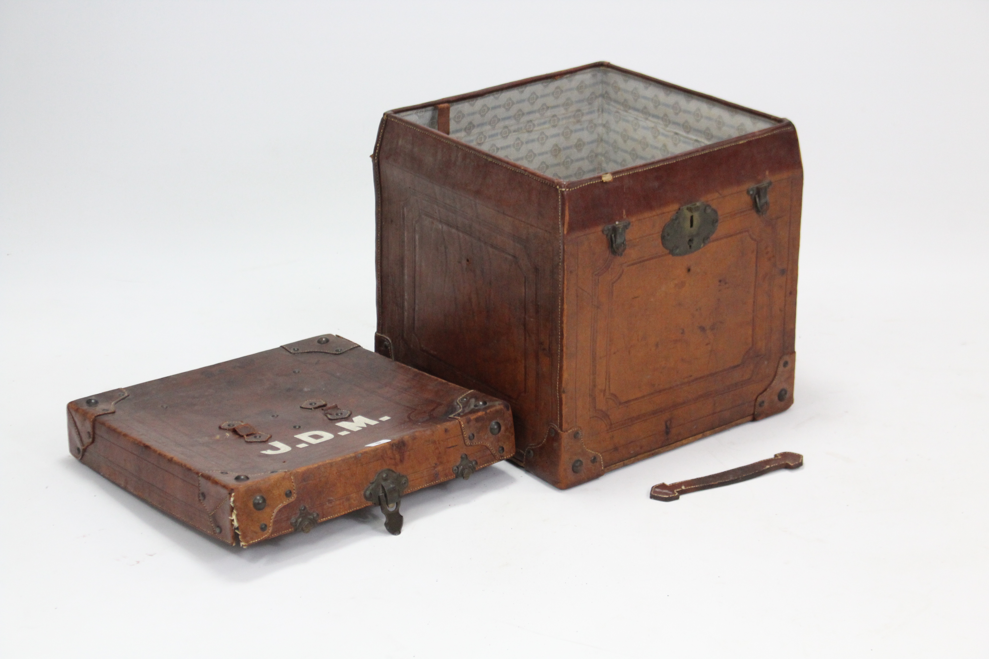 An early/mid-20th century tanned leather travelling trunk with hinged lift-lid, 18” wide x 18” - Image 3 of 3