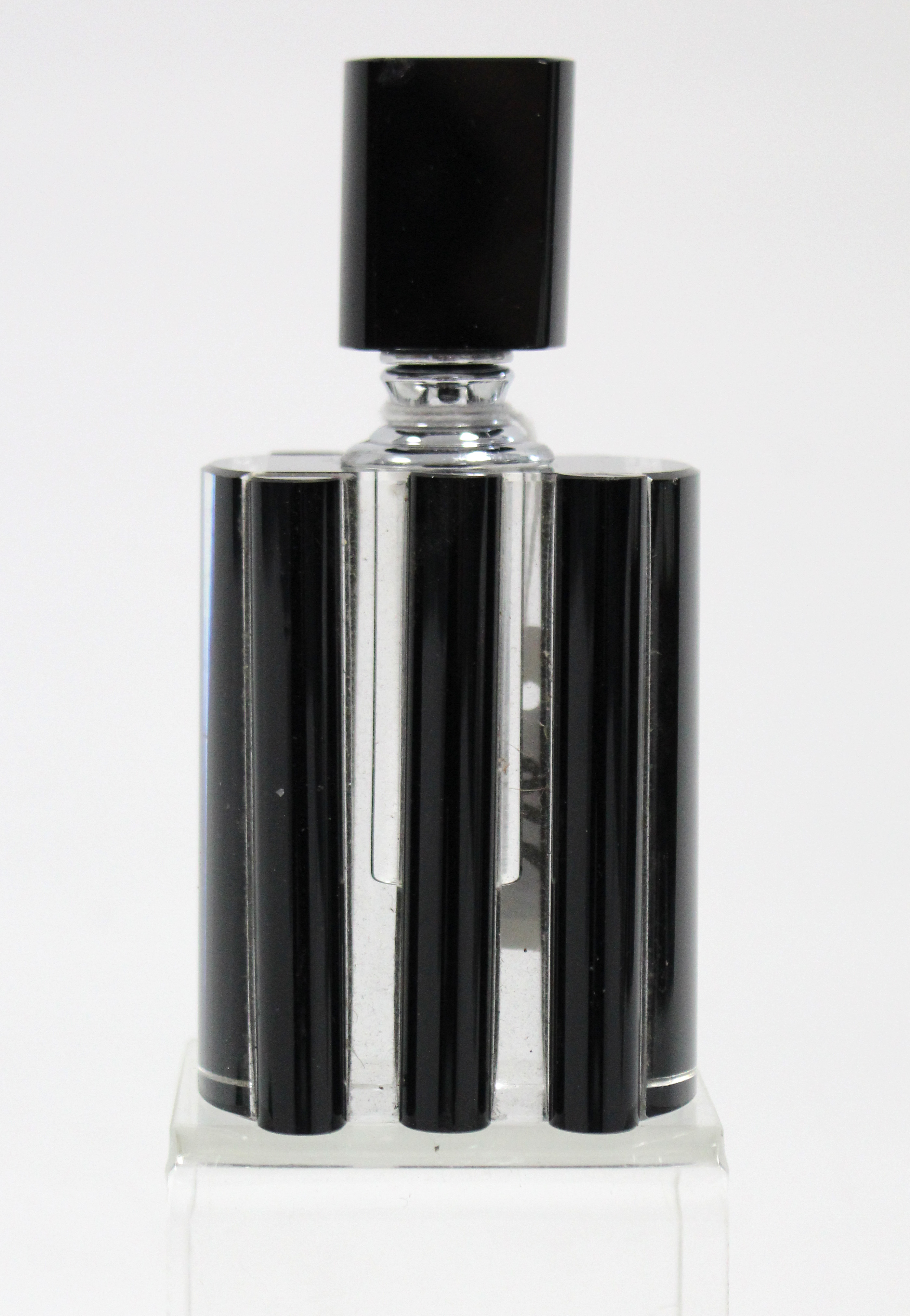 An Art Deco-style smoked clear glass scent bottle, 5¾” high.