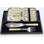 A Set of six George VI silver teaspoons with fancy terminals, Birmingham 1947, cased; a similar pair