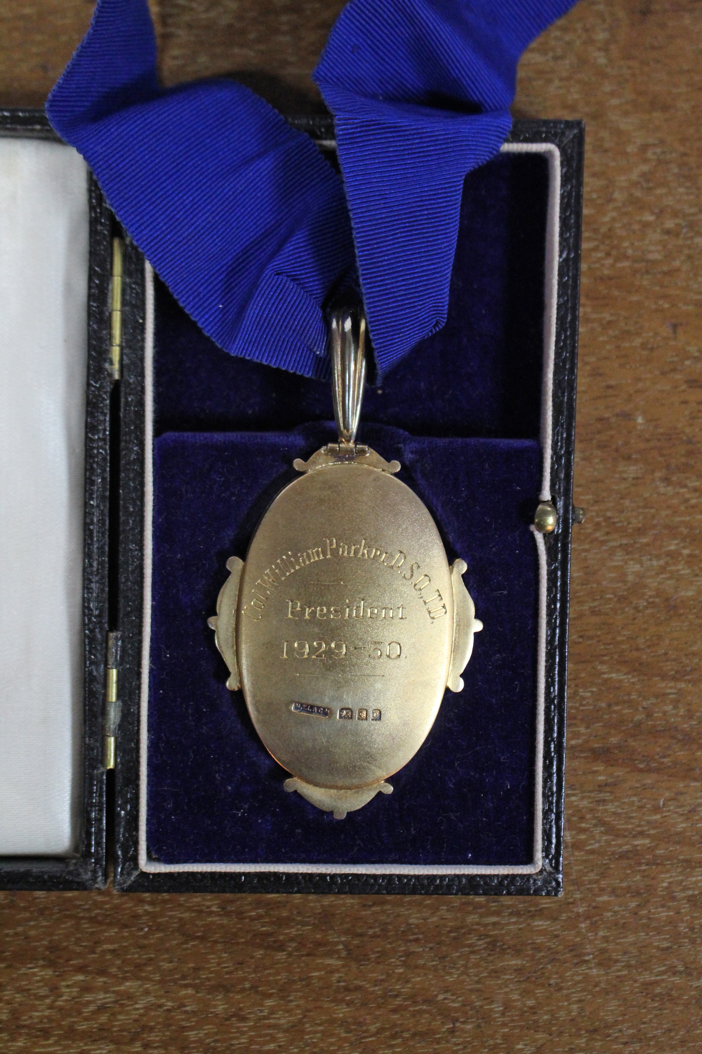 The President’s badge of the Chartered Institute of Secretaries in silver-gilt & enamel, the reverse - Image 2 of 3
