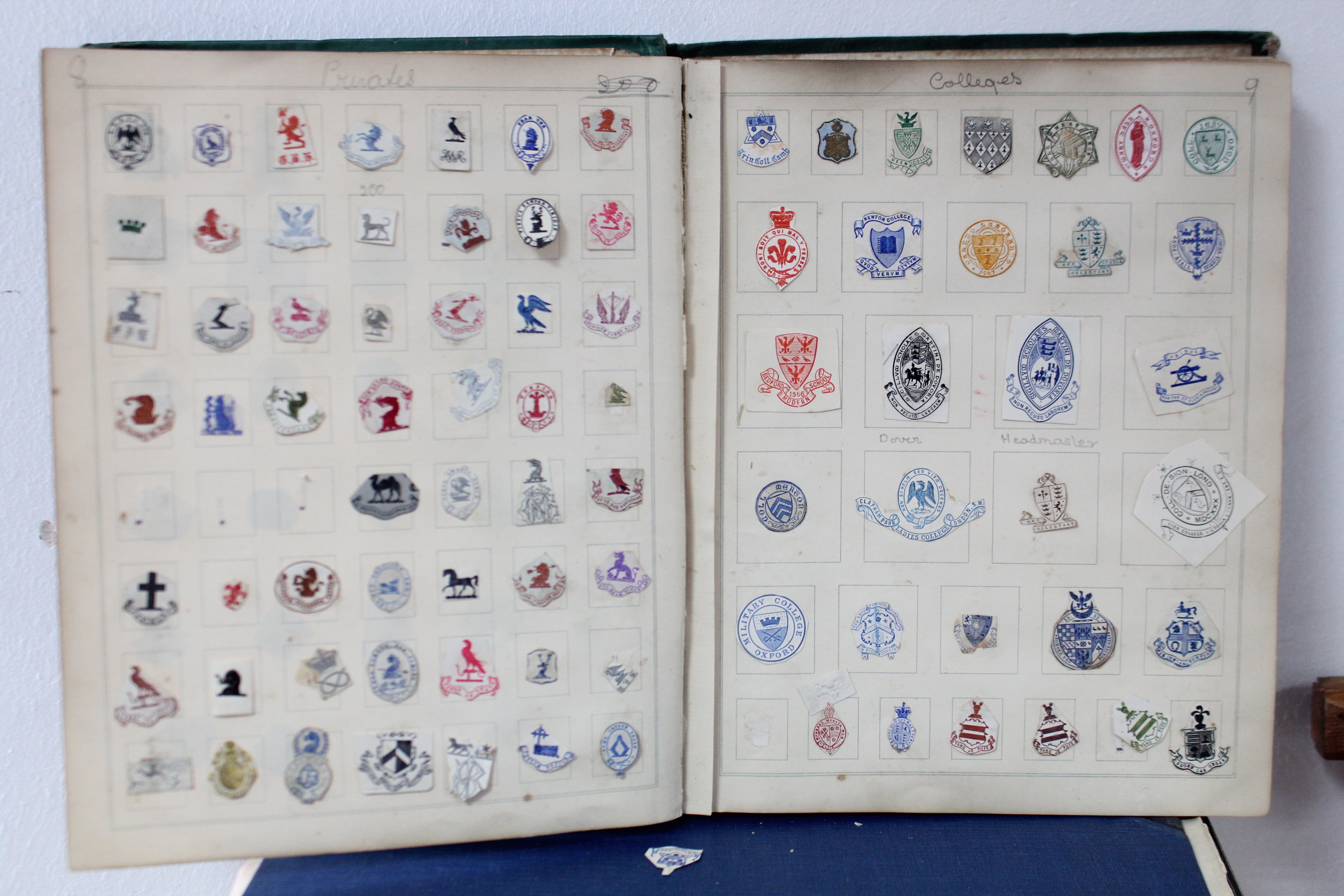 A Warwick crest album containing numerous British & foreign crests. - Image 3 of 3