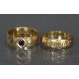 A Victorian 18ct. gold engraved ring set small sapphire, Birmingham hallmarks for 1887, size: L (4.