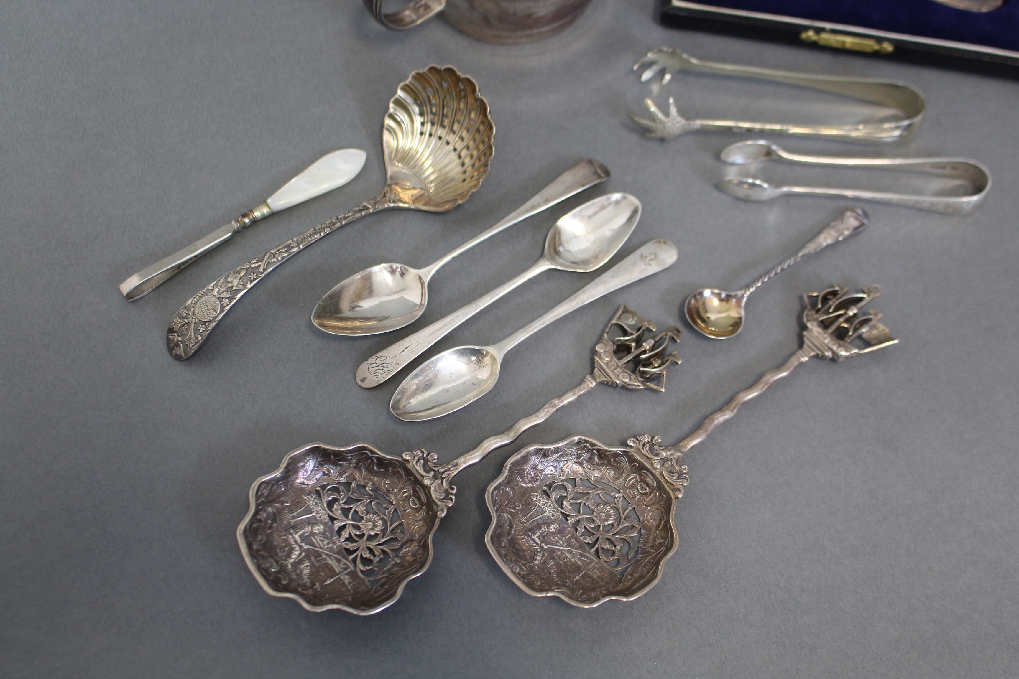 An Edwardian silver christening spoon in fitted case, Birmingham 1924, by Henry Clifford Davis; - Image 2 of 7