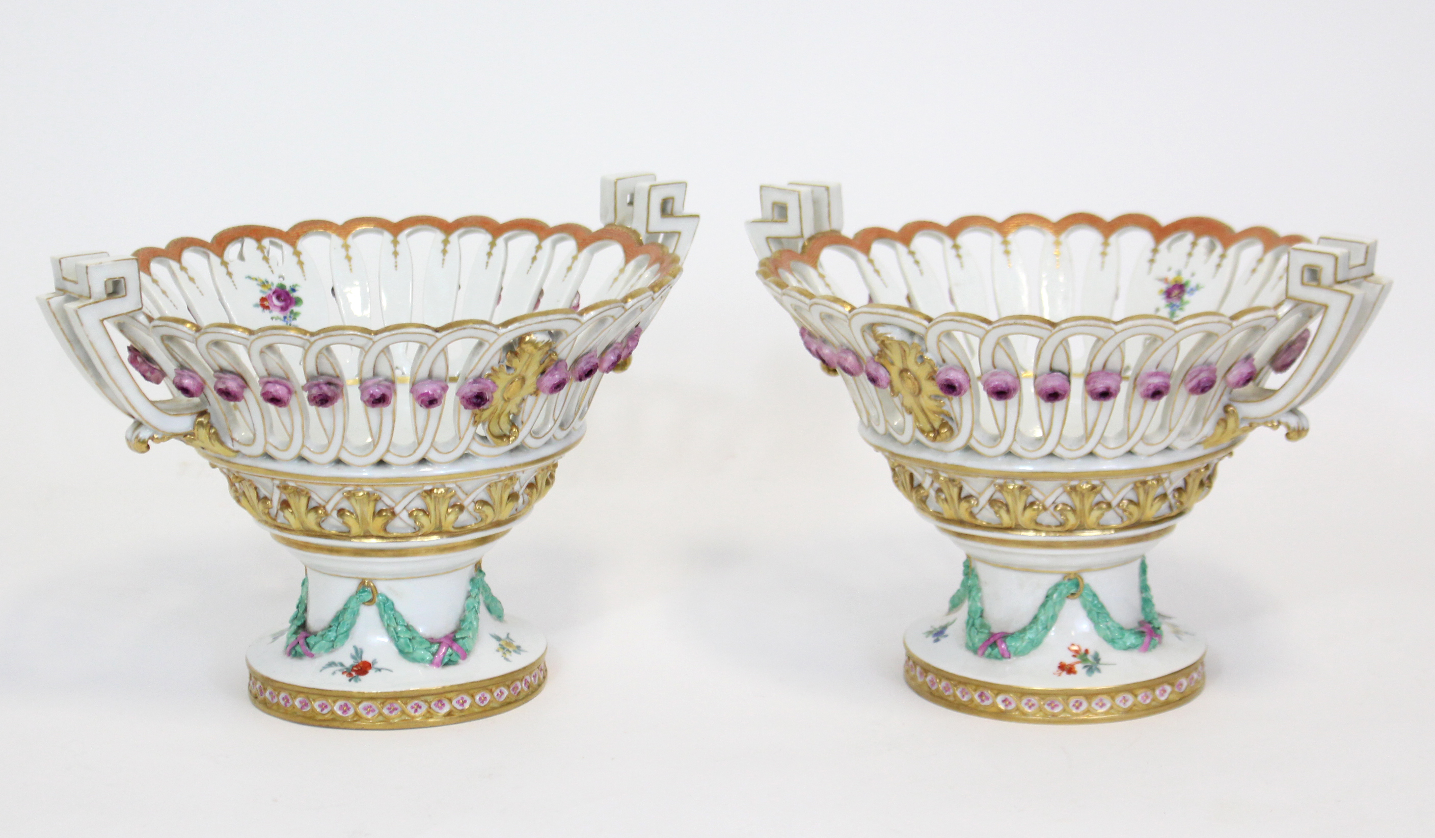 A MEISSEN MARCOLINI PERIOD PART DESSERT SERVICE, comprising: a pair of comports with applied - Image 6 of 13