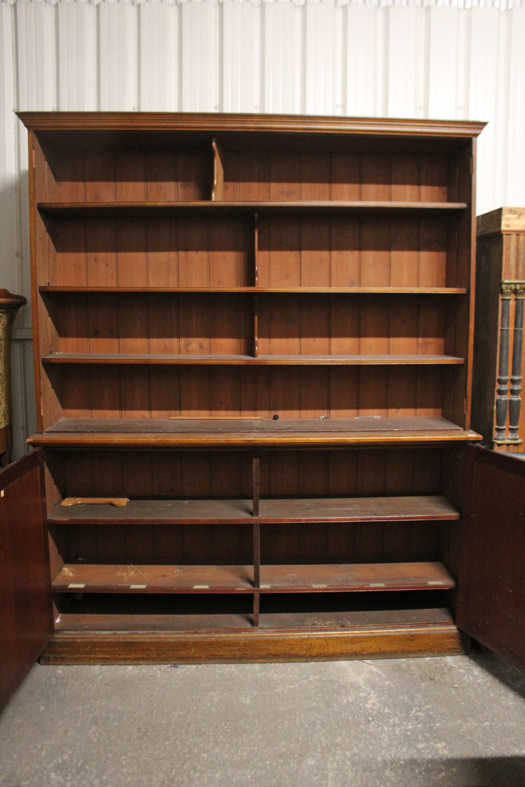 AN EARLY VICTORIAN MAHOGANY BOOKCASE, with moulded cornice above four graduated shelves enclosed - Image 7 of 10