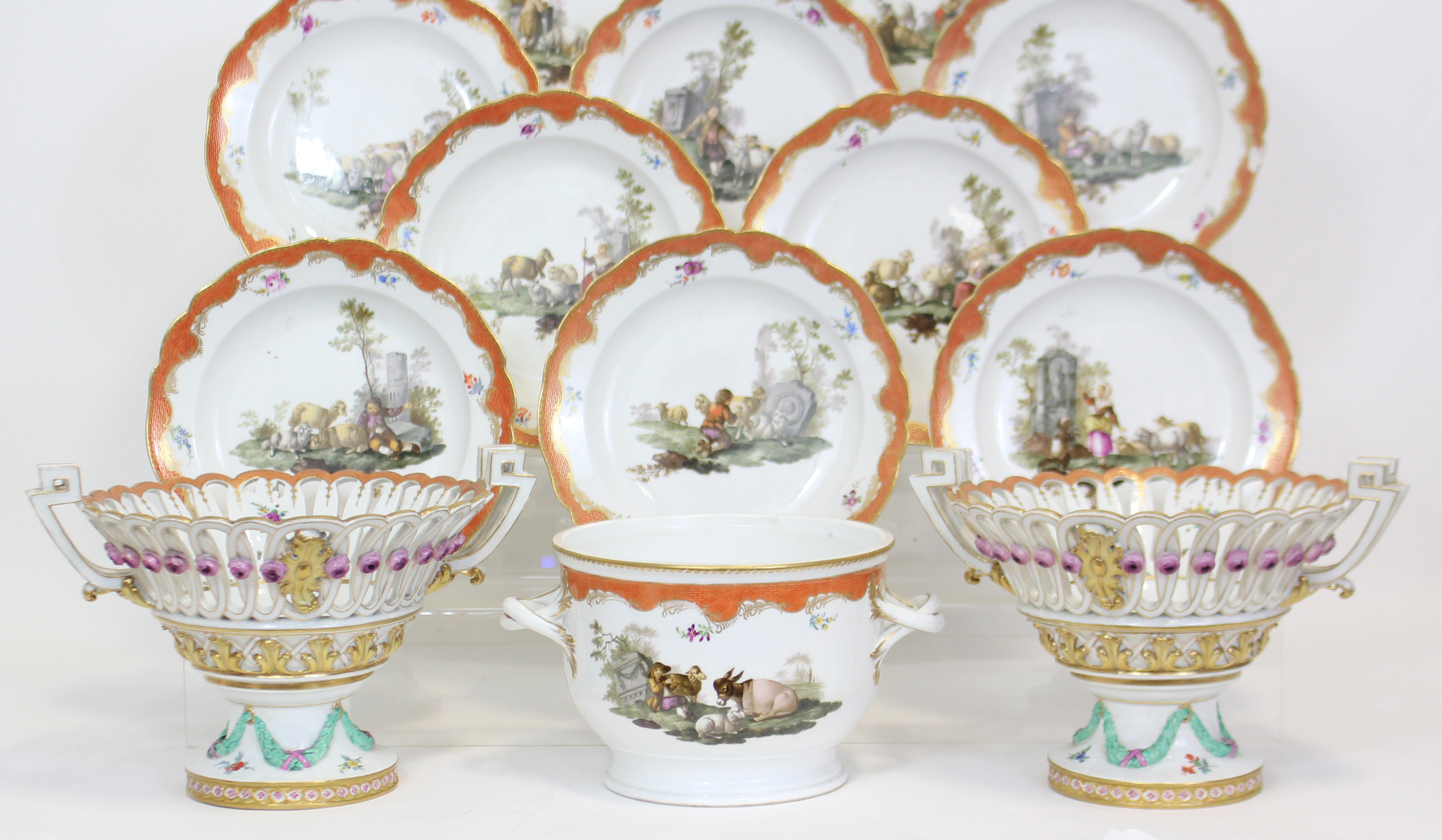 A MEISSEN MARCOLINI PERIOD PART DESSERT SERVICE, comprising: a pair of comports with applied - Image 2 of 13