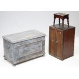 A grey painted pine storage trunk with hinged lift-lid, & on turned feet, 32” wide; a small oak