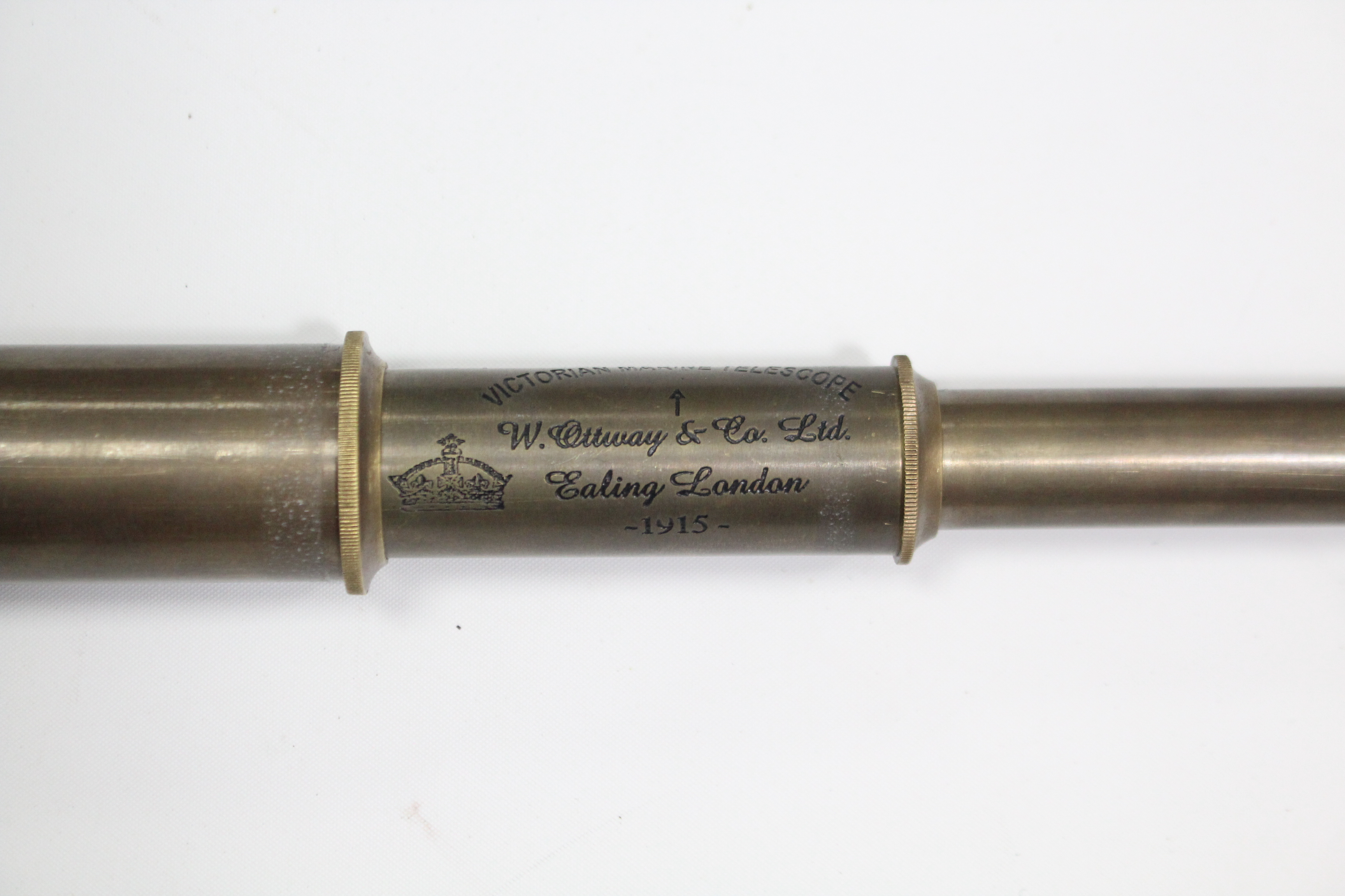 A reproduction brass six-drawer marine telescope, 19½” long. - Image 3 of 5
