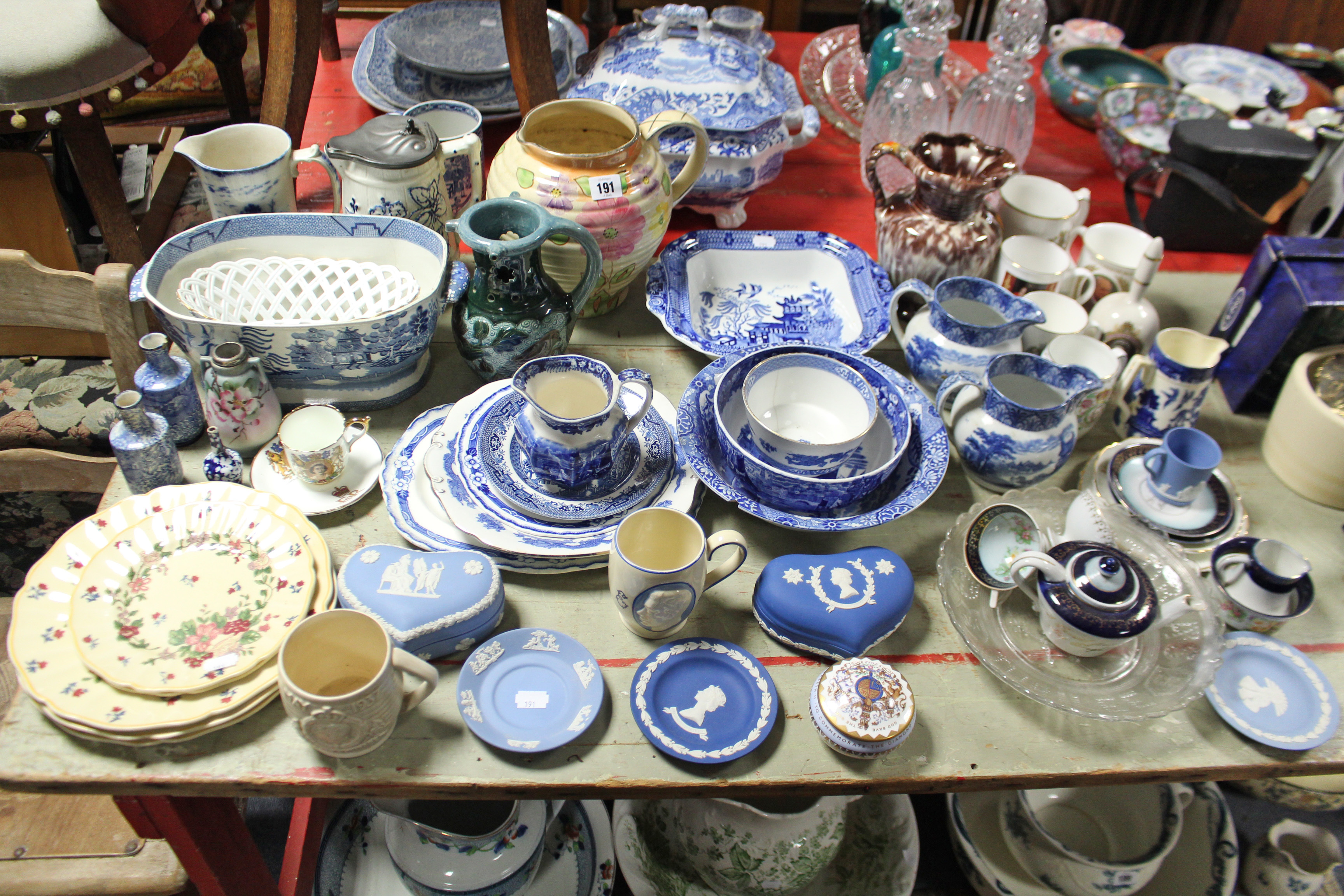 A Kensington ware floral decorated large jug, 7¾” high; a pair of cauldron blue & white decorated - Image 2 of 5