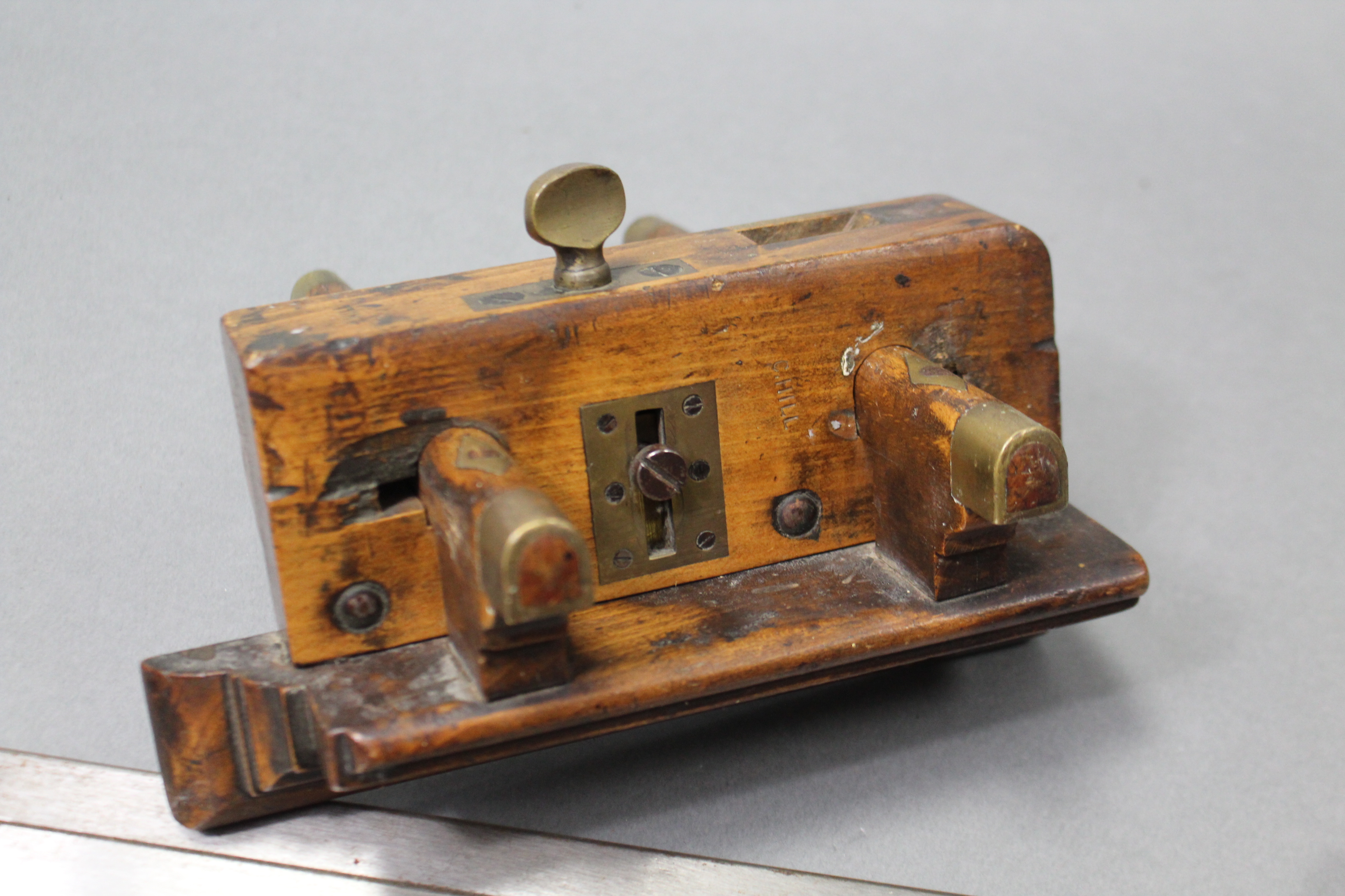 A Stanley Bailey “No. 5” smoothing plane; a treen moulding plane; two hand saws; & a spokeshave. - Image 2 of 3