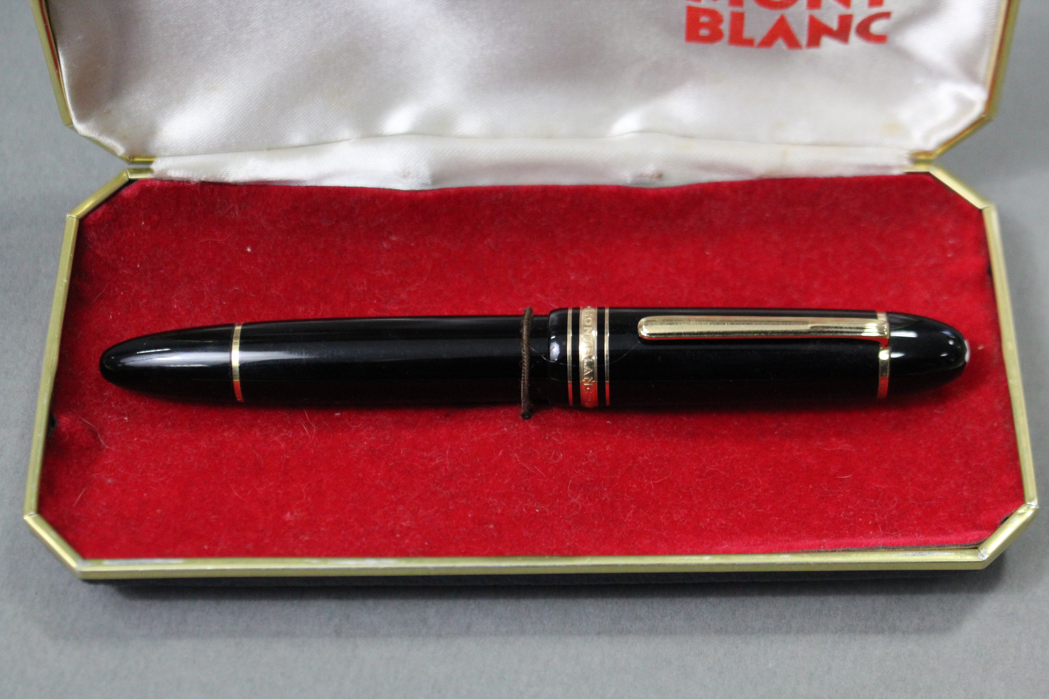 A Mont Blanc "No. 149" desk fountain pen, cased. - Image 2 of 5