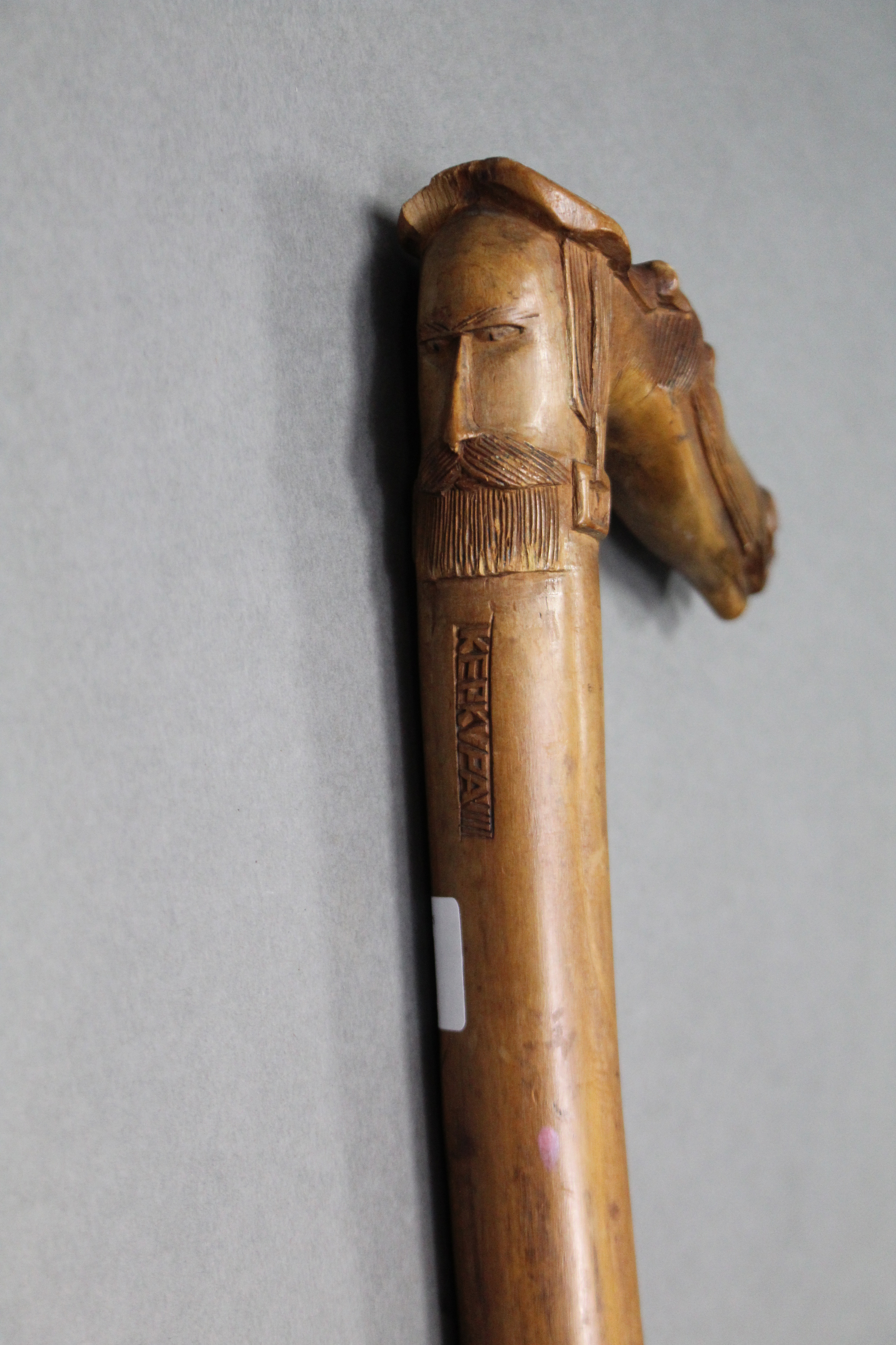 An early 20th century Greek hardwood walking cane with carved horses-head & male head handle & - Image 2 of 3