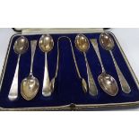 A set of six Old English pattern teaspoons;