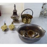 Decorative and functional metalware: to include mid 20thC brass ornaments,