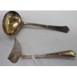 A baby's silver feeding spoon and pusher Birmingham 1960 cased 11