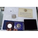 Uncollated British and other coins: to include a Republic of Singapore proof set cased 11