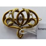 An early 20thC Art Nouveau brooch,