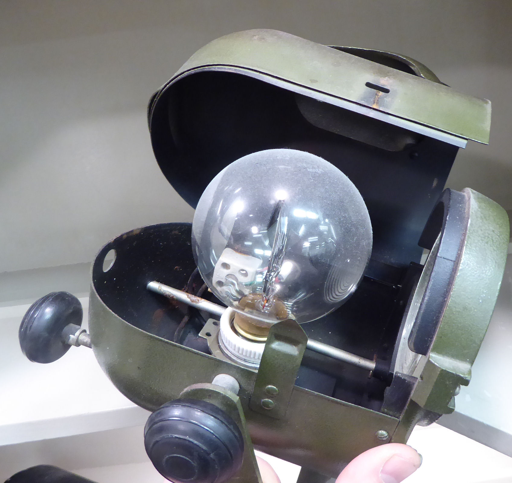 A Lita 62 military green coloured cast alloy and tinplate cased spotlight design desk lamp with a - Image 4 of 4