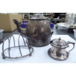 'Scrap' silver: to include a teapot indistinct Sheffield marks CS