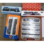 Model railway accessories: to include a Roco diecast HO gauge 2-6-2 locomotive and tender boxed