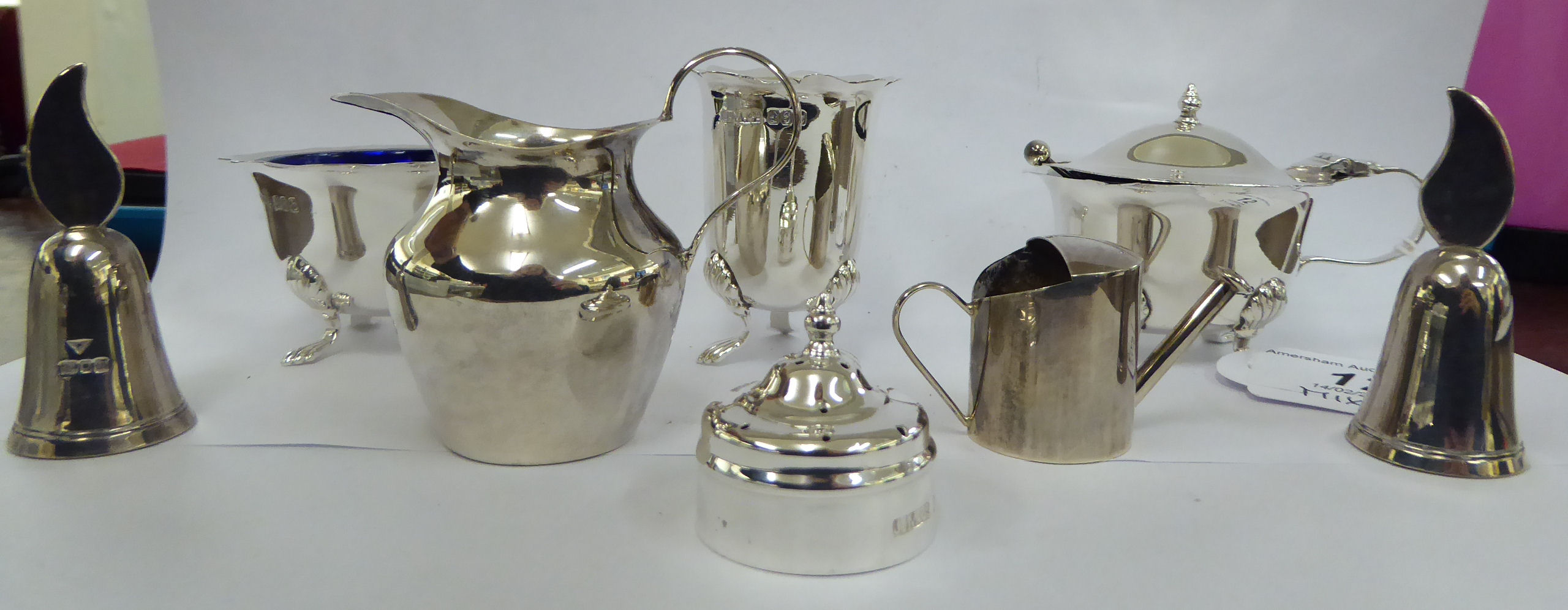 Modern small silver items, viz.