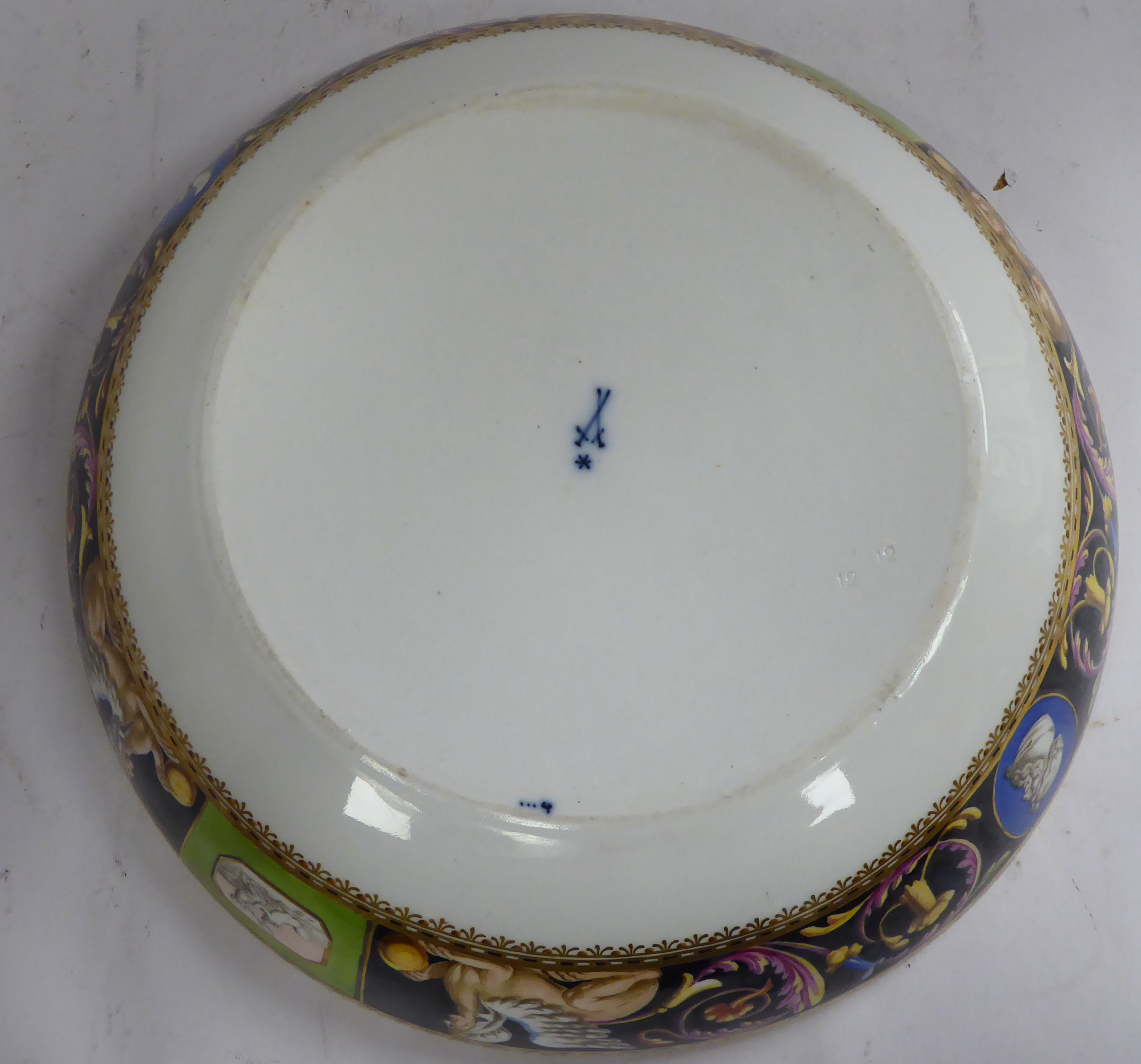 A late 19thC Continental ivory glazed porcelain dish, - Image 4 of 12