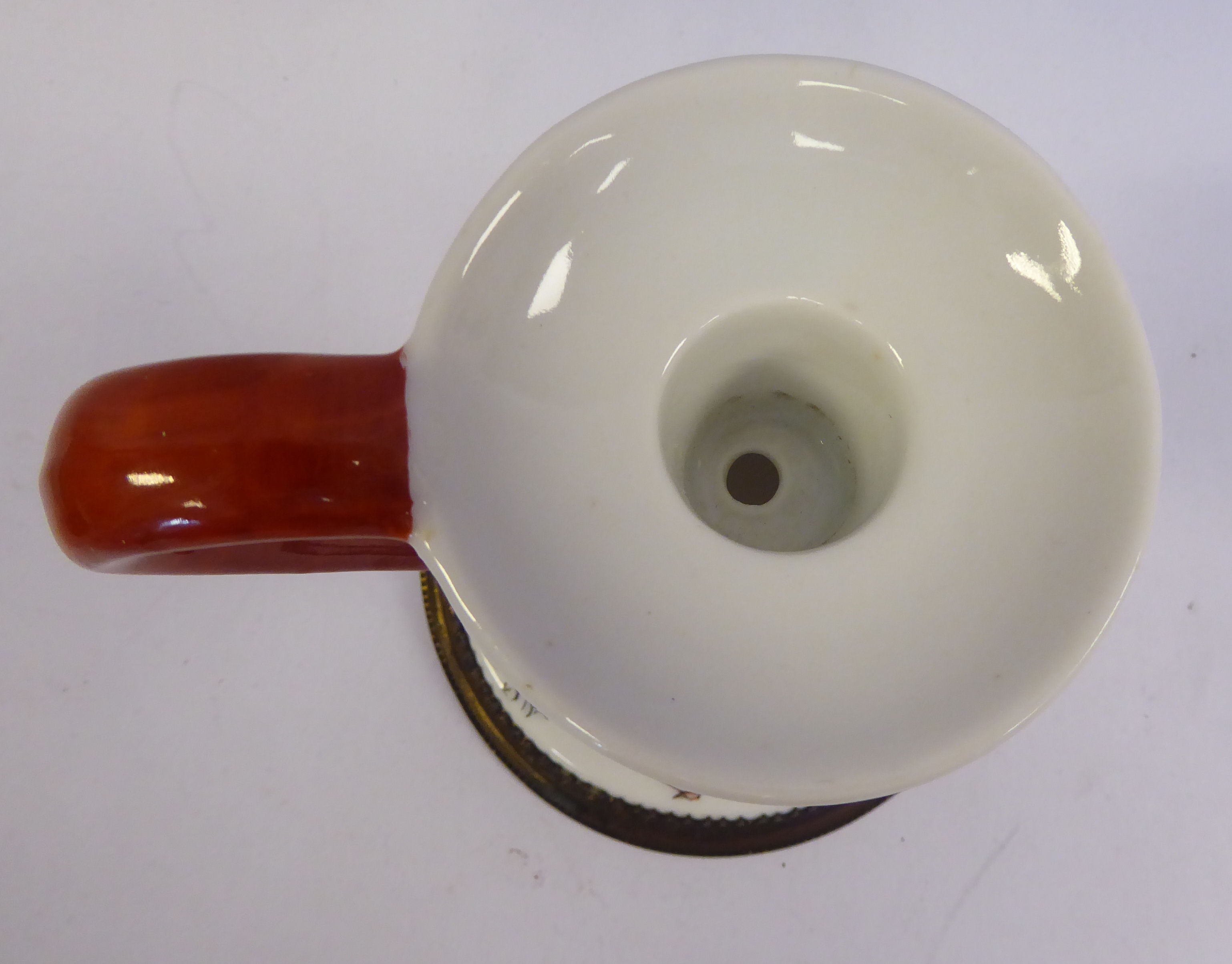 An early 20thC Chinese porcelain chamberstick of tapered form with a flared sconce and applied loop - Image 4 of 6