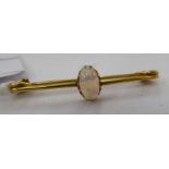 A 9ct gold bar brooch,