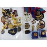 Military collectables: to include buttons, ribbons,