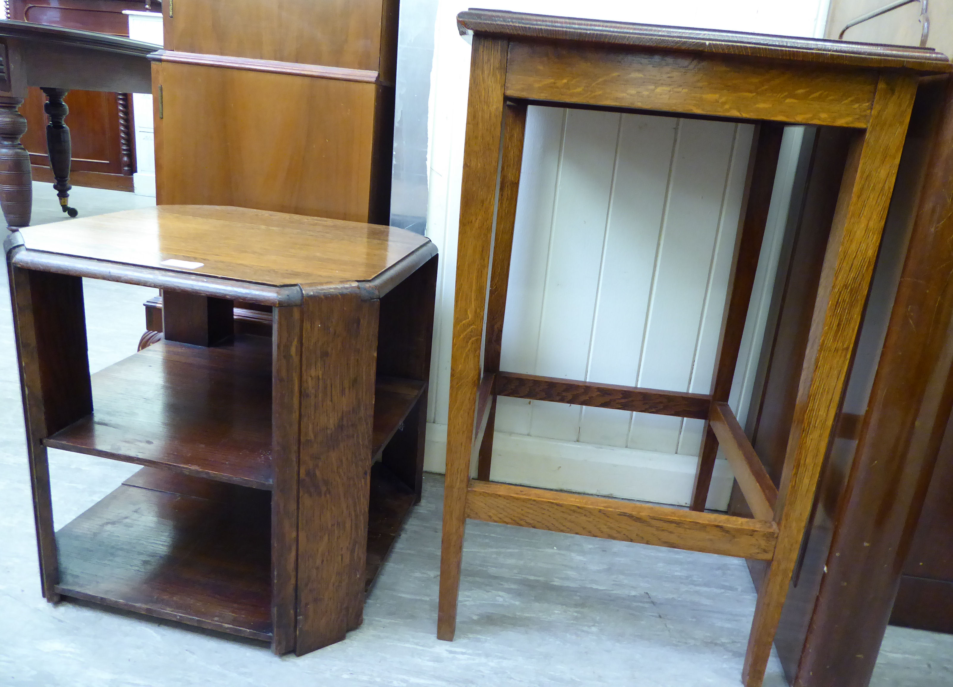 Two similar 1930s oak occasional tables 18''h 16''w & 28''h 17''w BL