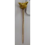 A late Victorian yellow metal scarf pin,