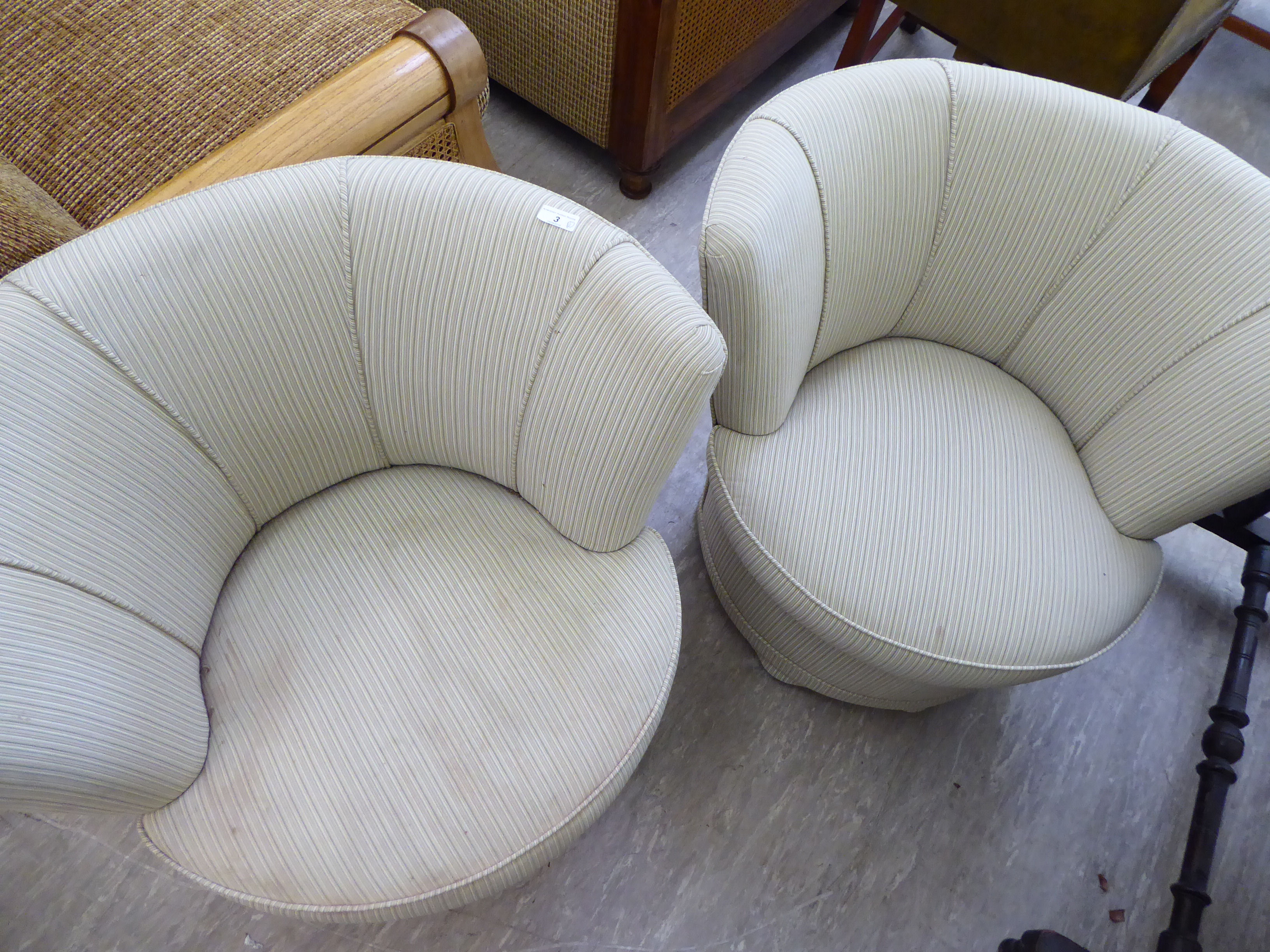 A pair of modern tub design bedroom chairs, each with a fan shaped back, - Image 2 of 3