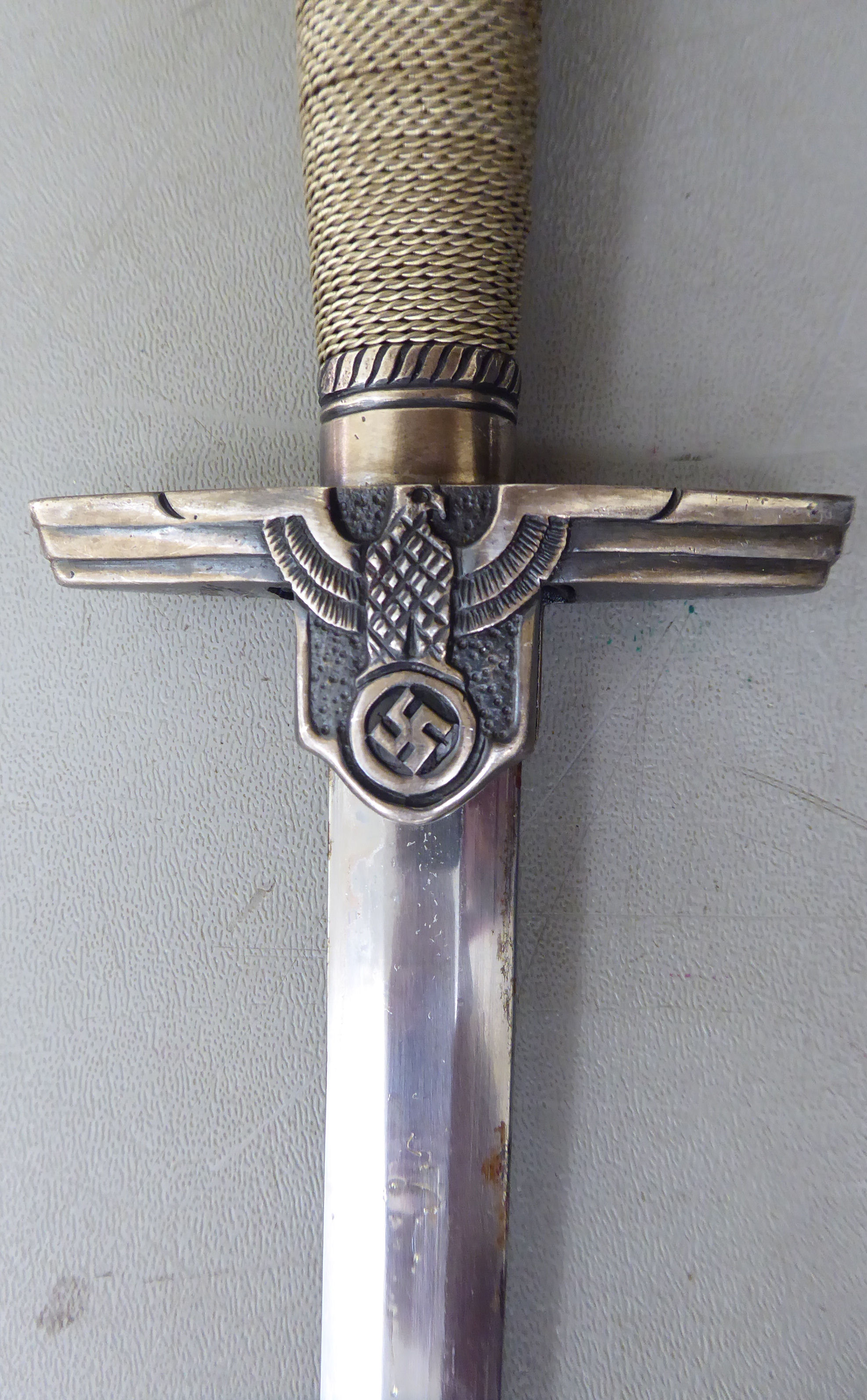 A German Hitler Youth Leader dagger, the wire bound handle with emblems on the crossguard, - Image 5 of 6