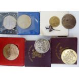 Uncollated coins and medallions: to include two 1951 Festival of Britain crowns 11