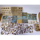 A substantial, uncollated collection of military and related brass and other uniform buttons,