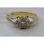 An 18ct gold ring,