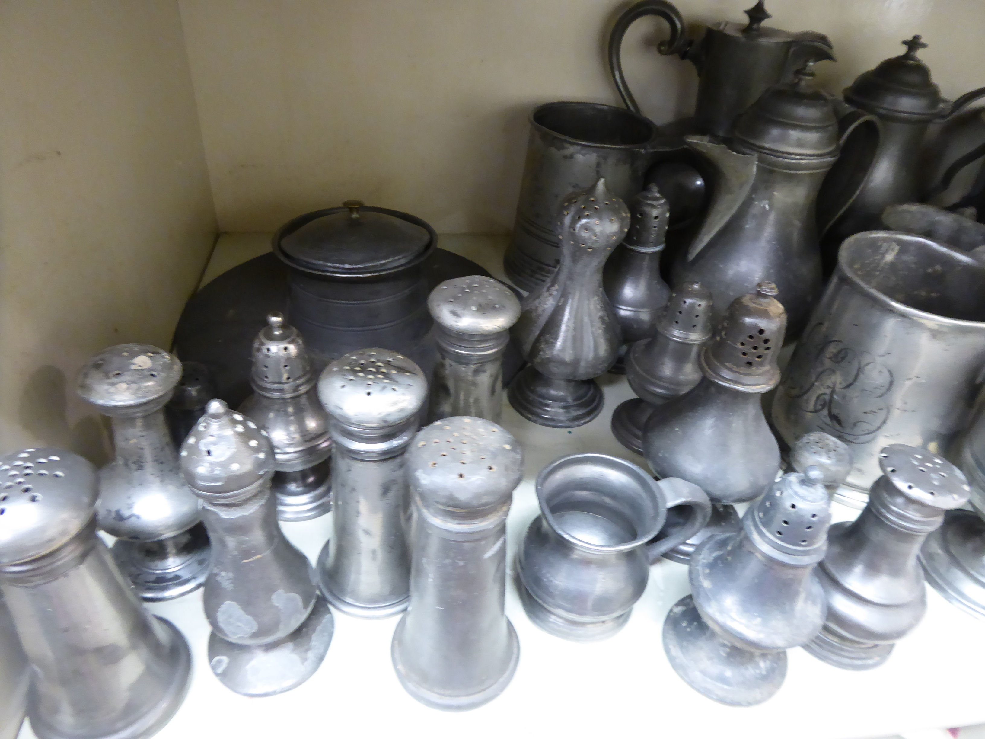 18thC and 19thC pewter tableware, - Image 2 of 3