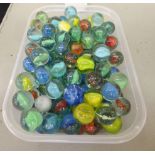 Uncollated 1960/70s clear and coloured marbles (some chipped) CS