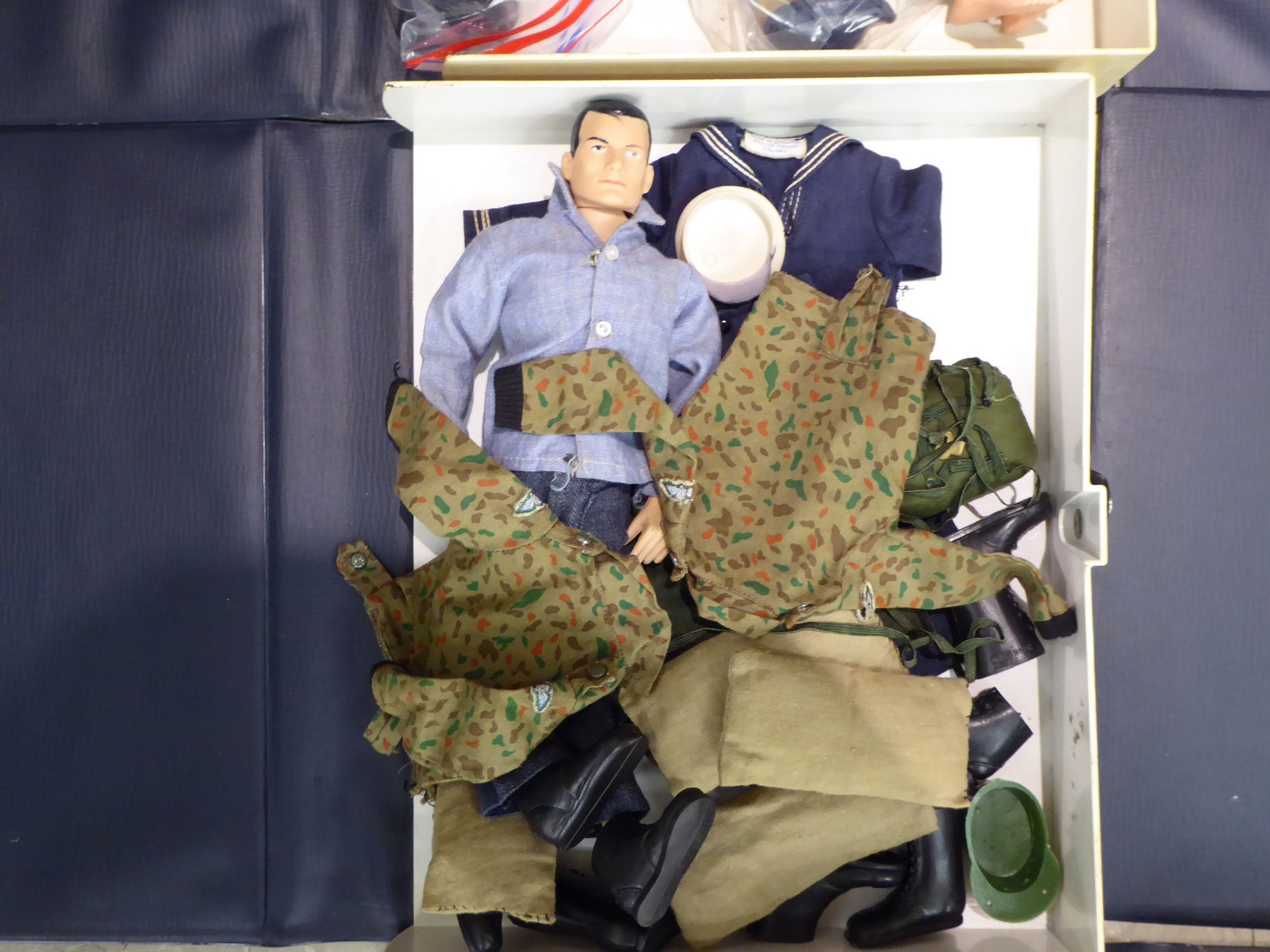 Action Man accessories, comprising six figures one boxed; uniforms, - Image 3 of 4